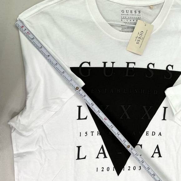 Guess Men's T-Shirt - White with Monogram Graphic - New - Size X Large New - Picture 6 of 7